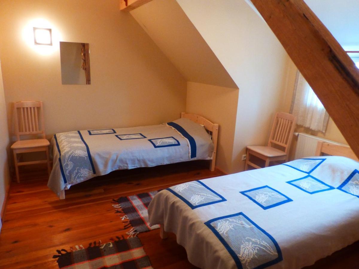 Mooste Moisa Linakoja Kuelalistemaja Hotell Exteriör bild