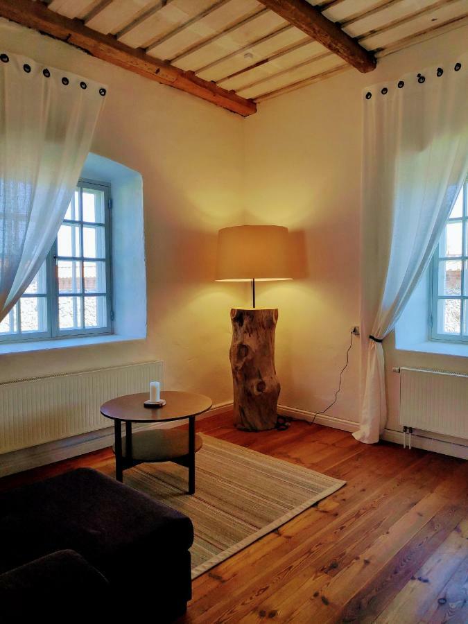 Mooste Moisa Linakoja Kuelalistemaja Hotell Exteriör bild