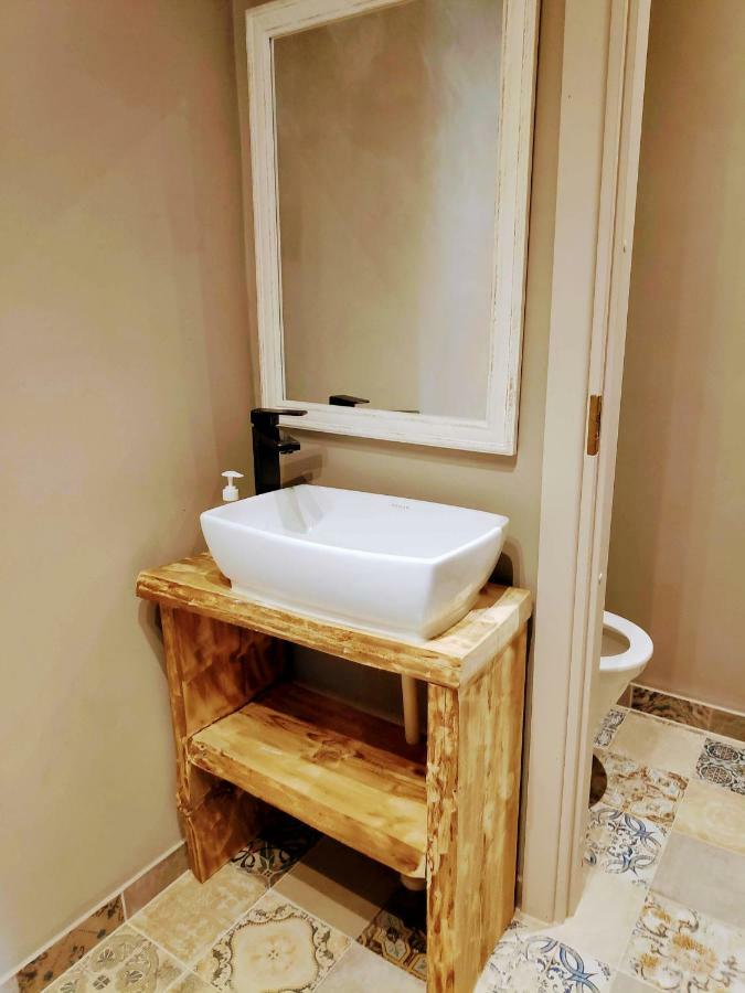 Mooste Moisa Linakoja Kuelalistemaja Hotell Exteriör bild